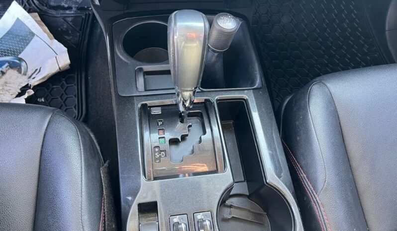 
								2014 Toyota 4Runner SR5 4WD full									