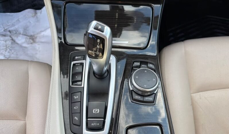 
								2015 BMW 528xi AWD full									