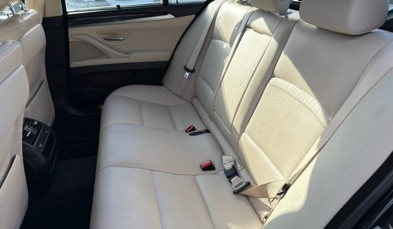 
								2015 BMW 528xi AWD full									