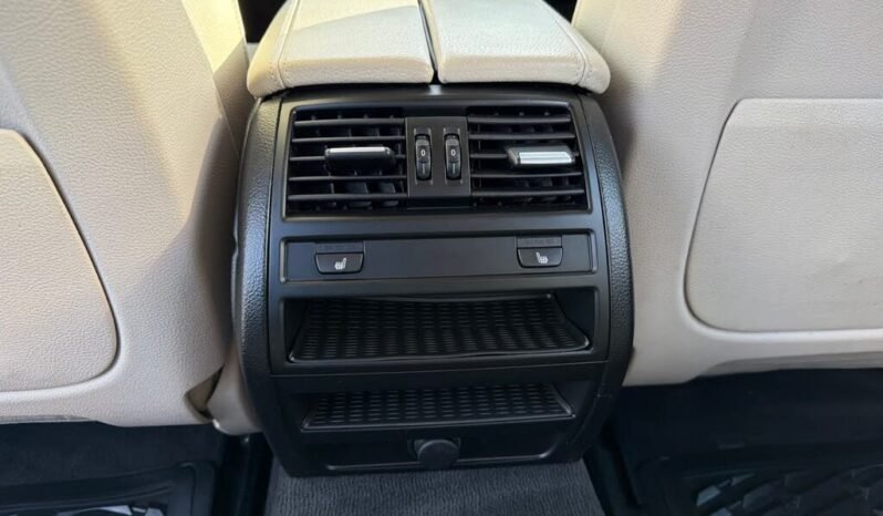 
								2015 BMW 528xi AWD full									