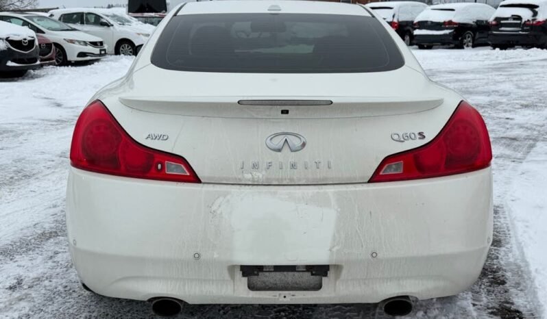 
								2015 Infiniti Q60 Sport Coupe AWD full									