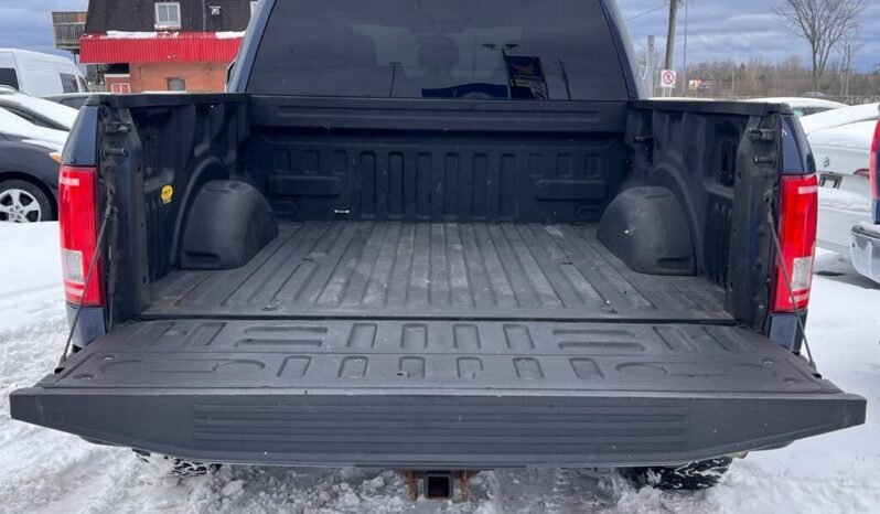 
								2016 Ford F-150 XLT Super Crew 4WD full									