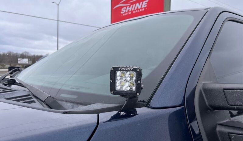 
								2016 Ford F-150 XLT Super Crew 4WD full									