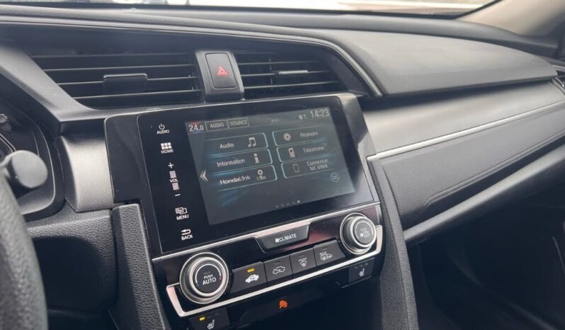 
								2017 Honda Civic LX full									