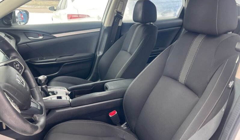 
								2017 Honda Civic LX full									