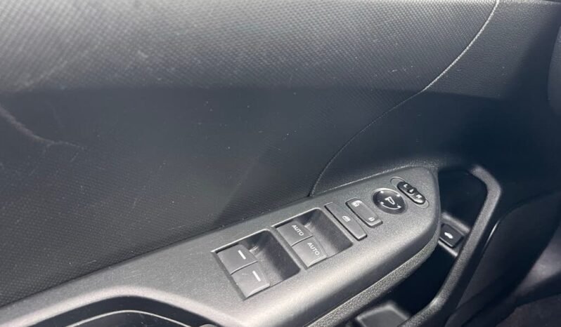 
								2017 Honda Civic LX full									