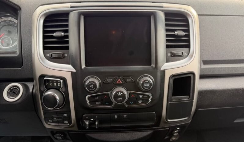 
								2018 Ram 1500 SLT Quad Cab 4WD full									