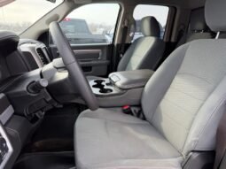 
										2017 Ram 1500 ST Quad Cab 4WD full									
