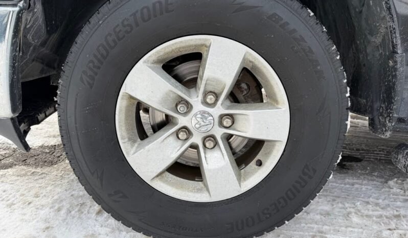 
								2018 Ram 1500 SLT Quad Cab 4WD full									