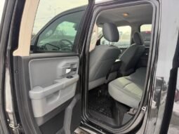 
										2017 Ram 1500 ST Quad Cab 4WD full									