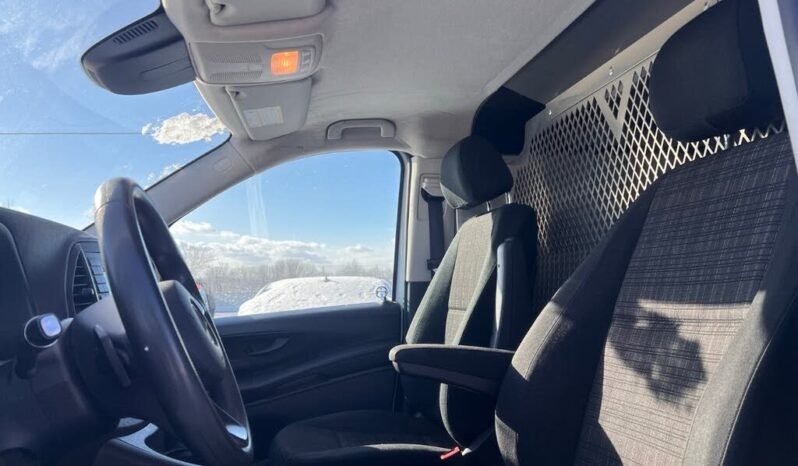 
								2020 Mercedes Benz Metris full									