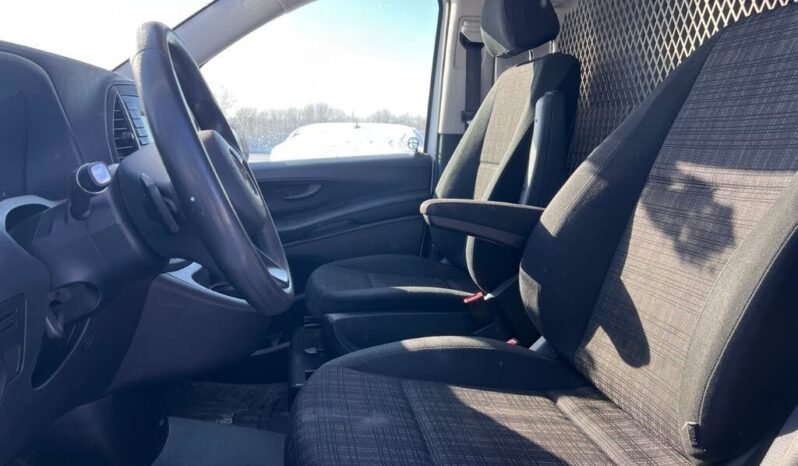 
								2020 Mercedes Benz Metris full									