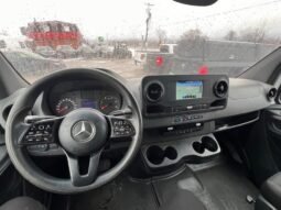 
										2020 Mercedes Benz Sprinter 2500 Cargo RWD full									