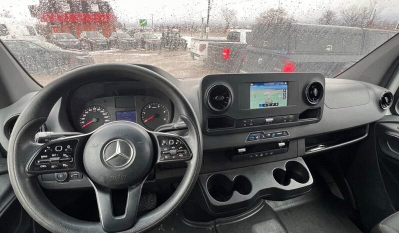 
								2020 Mercedes Benz Sprinter 2500 Cargo RWD full									