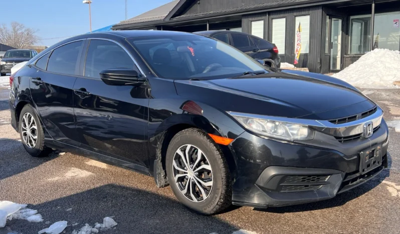 
								2017 Honda Civic LX full									