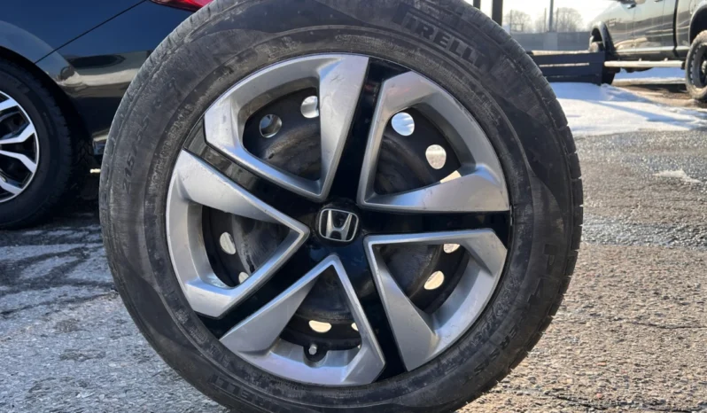 
								2017 Honda Civic LX full									