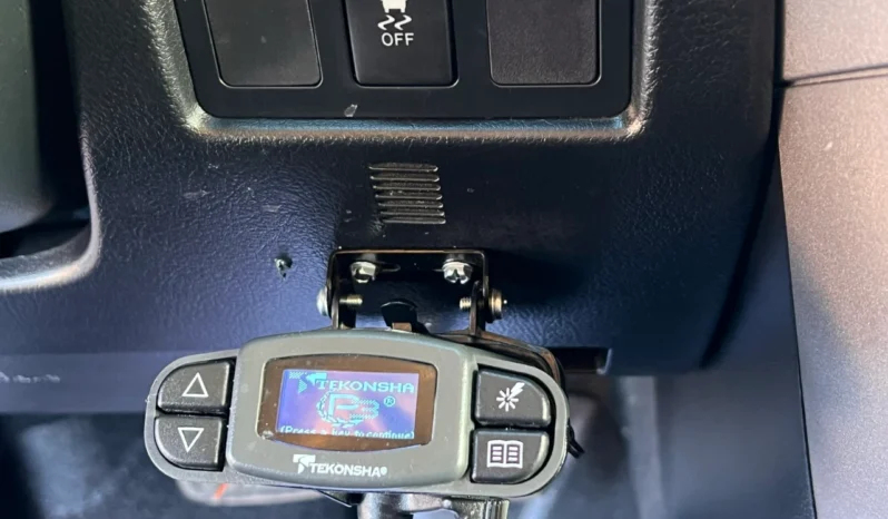 
								2013 Toyota Tundra SR5 Double Cab 4WD full									