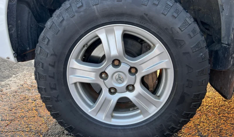 
								2013 Toyota Tundra SR5 Double Cab 4WD full									