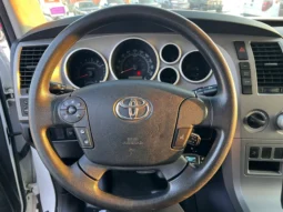 
										2013 Toyota Tundra SR5 Double Cab 4WD full									