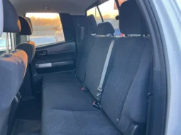 
										2013 Toyota Tundra SR5 Double Cab 4WD full									