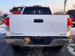 
										2013 Toyota Tundra SR5 Double Cab 4WD full									