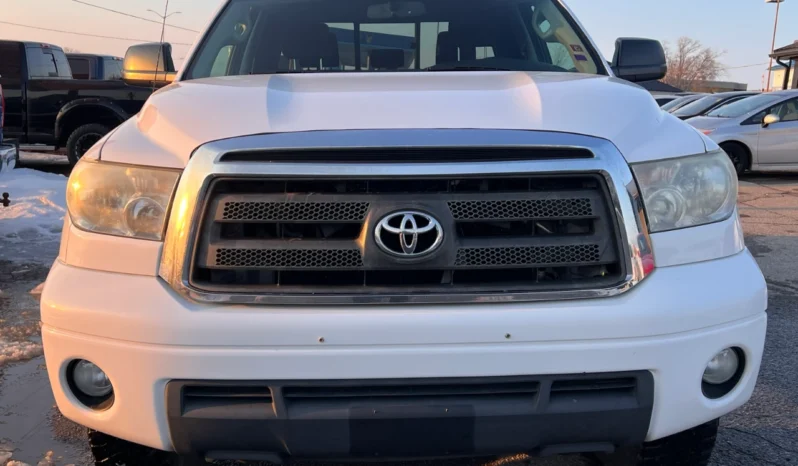 
								2013 Toyota Tundra SR5 Double Cab 4WD full									