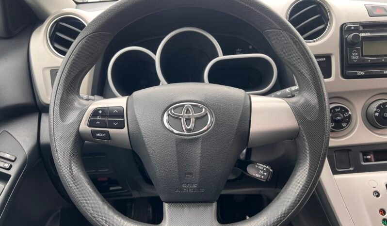 
								2013 Toyota Matrix full									