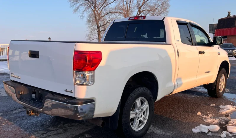 
								2013 Toyota Tundra SR5 Double Cab 4WD full									