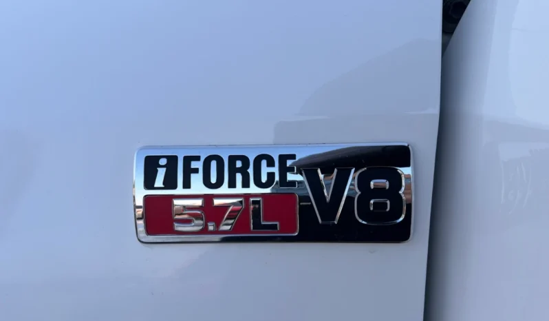 
								2013 Toyota Tundra SR5 Double Cab 4WD full									