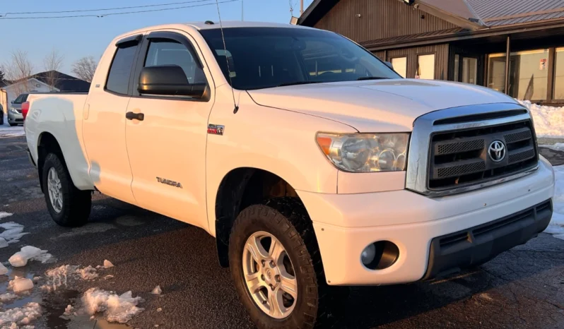 
								2013 Toyota Tundra SR5 Double Cab 4WD full									