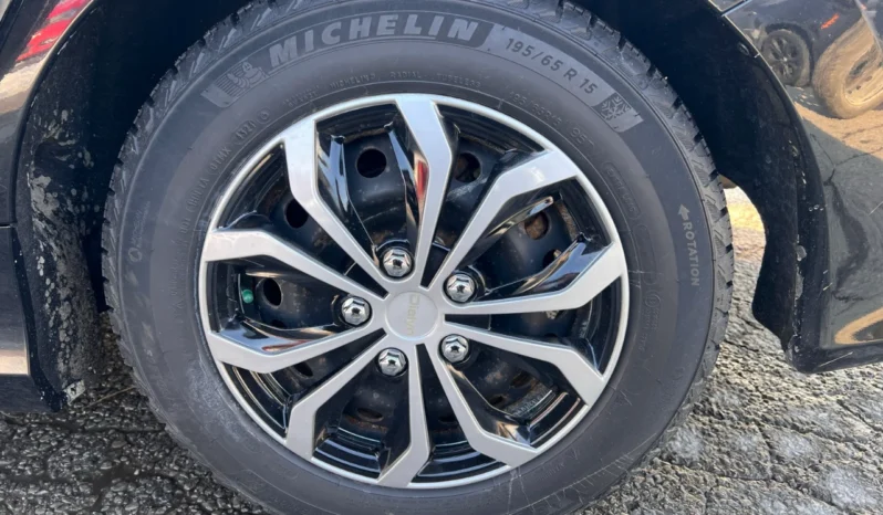 
								2017 Honda Civic LX full									