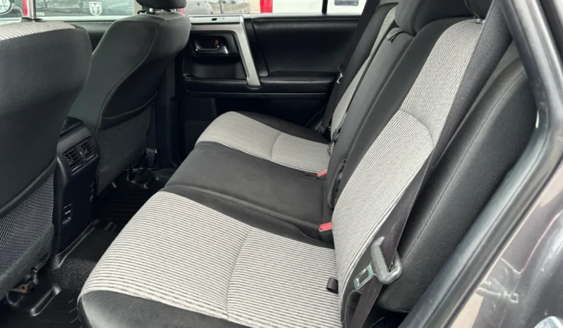 
								2014 Toyota 4Runner SR5 4WD full									