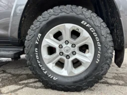 
										2014 Toyota 4Runner SR5 4WD full									