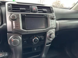 
										2014 Toyota 4Runner SR5 4WD full									