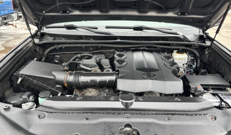 
								2014 Toyota 4Runner SR5 4WD full									