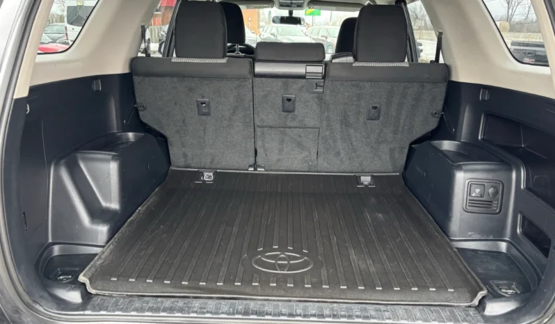 
								2014 Toyota 4Runner SR5 4WD full									