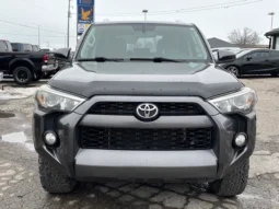 
										2014 Toyota 4Runner SR5 4WD full									