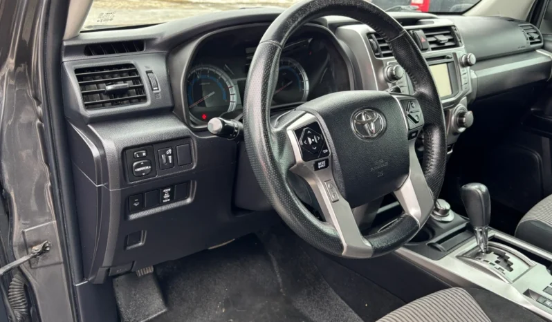 
								2014 Toyota 4Runner SR5 4WD full									