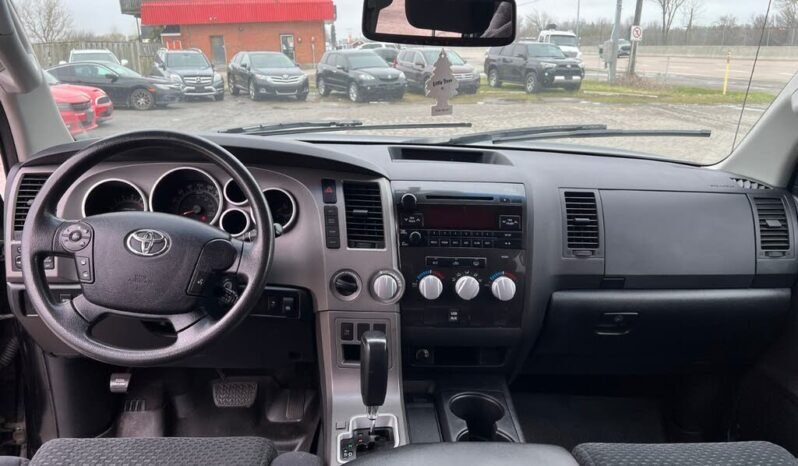 
								2010 Toyota Tundra SR5 Crew Max 4WD full									