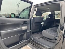 
										2010 Toyota Tundra SR5 Crew Max 4WD full									