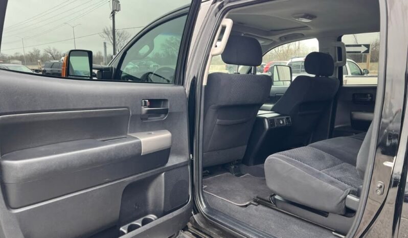
								2010 Toyota Tundra SR5 Crew Max 4WD full									