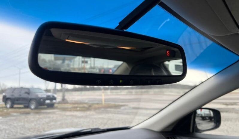 
								2012 Infiniti G37xS Coupe full									