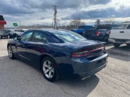 
										2015 Dodge Charger SXT RWD full									