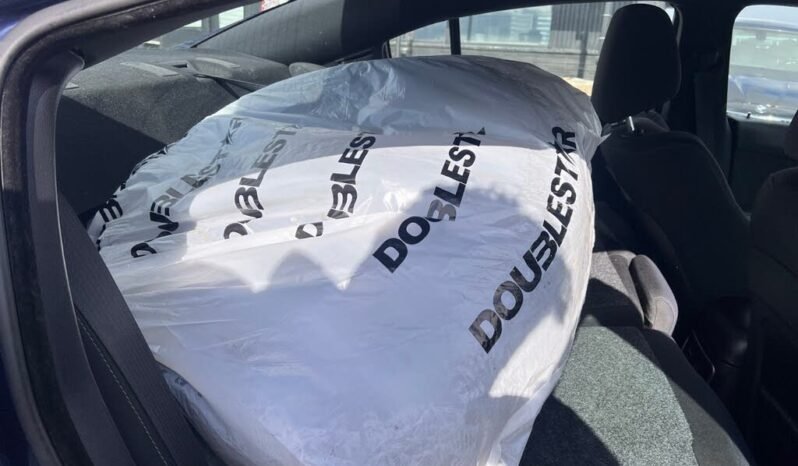 
								2015 Dodge Charger SXT RWD full									