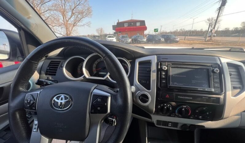 
								2015 Toyota Tacoma Double Cab 4WD full									