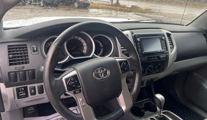 
								2015 Toyota Tacoma Double Cab full									