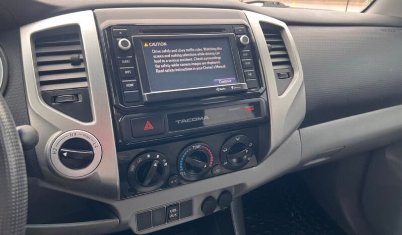 
								2015 Toyota Tacoma Double Cab full									