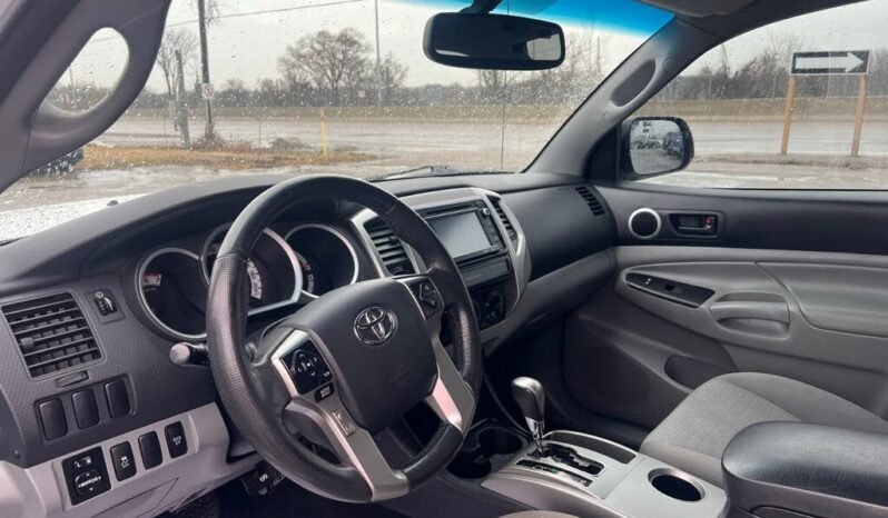 
								2015 Toyota Tacoma Double Cab full									