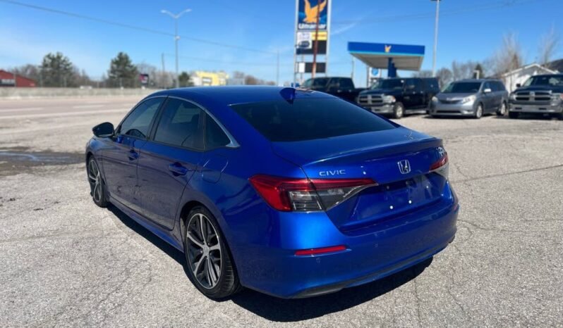 
								2022 Honda Civic Touring full									