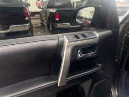 
										2016 Toyota 4Runner SR5 full									